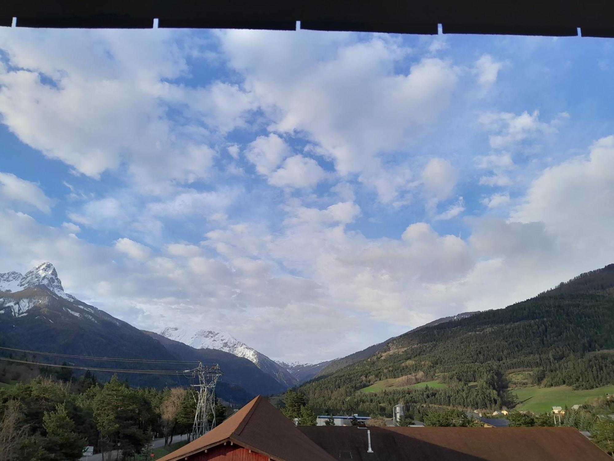 Appartement Refait A Neuf A 10Min De Praloup Barcelonnette Exterior photo
